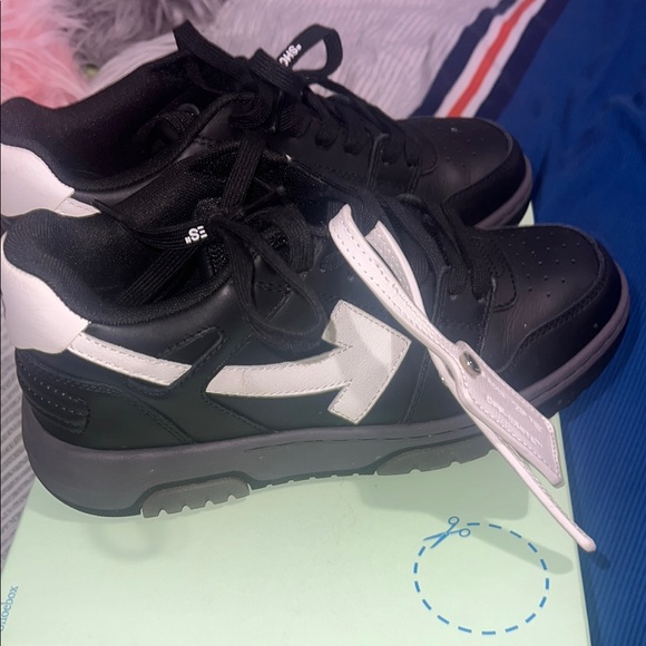 Off-White Black Sneakers Versatile Casual Style - Picture 4 of 6